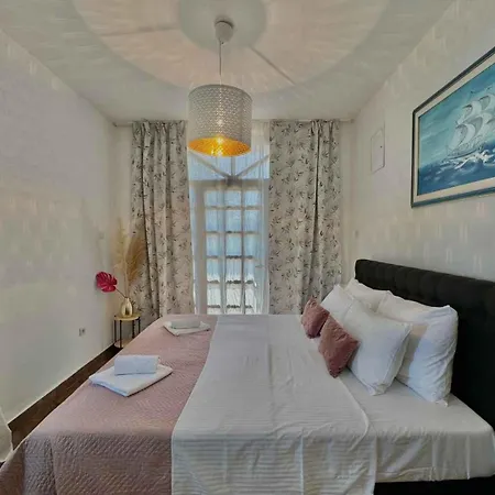 Apartmán With Pool In Krk-insel Krk 53247 Krk Town