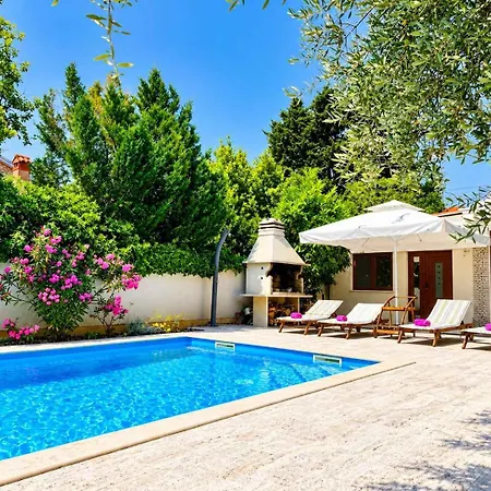 With Pool In Krk-insel Krk 53247