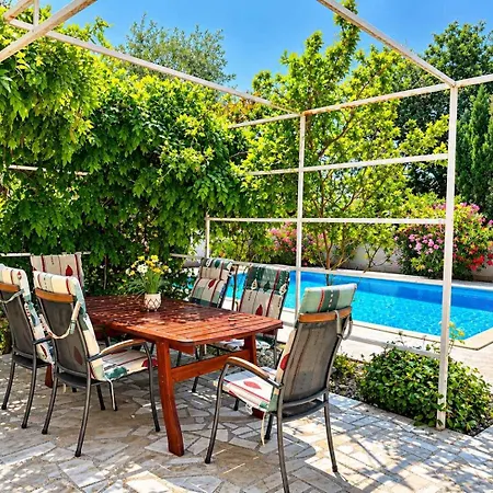With Pool In Krk-insel Krk 53247